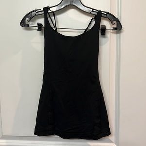 Lululemon tank top (nylon) size 2
